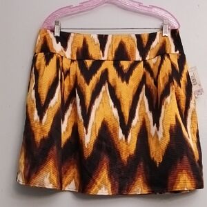 Worthington size 14P women's  orange and black A-Line mini skirt with pockets